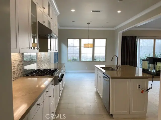 61 Bloomington, Irvine, CA 92620 - #2