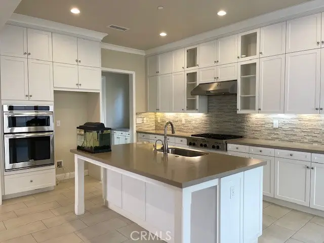 61 Bloomington, Irvine, CA 92620 - #3