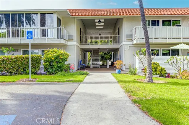 957 Calle Aragon #O, Laguna Woods, CA 92637 - #1