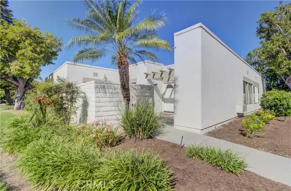 2015 Via Mariposa West #B, Laguna Woods, CA 92637