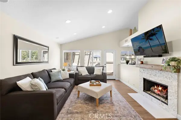 26433 Portola, Mission Viejo, CA 92692