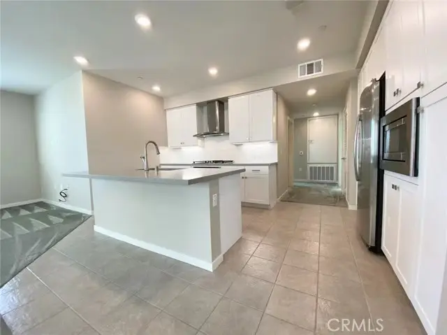 199 Bowery, Irvine, CA 92612 - #2