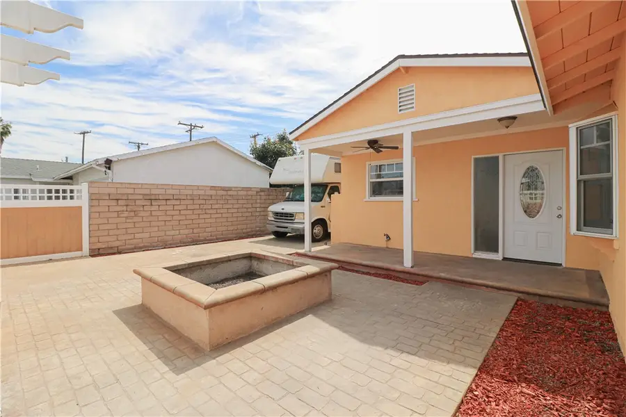 2432 W Rainbow Avenue, Anaheim, CA 92801 - #3