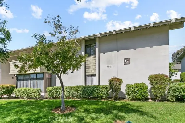 8633 Portola Court #17E, Huntington Beach, CA 92646