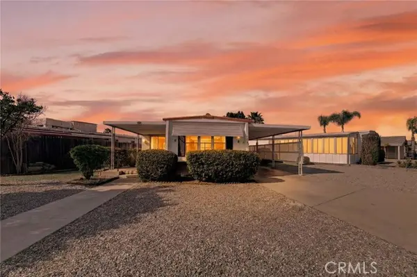 893 S Palm Avenue, Hemet, CA 92543