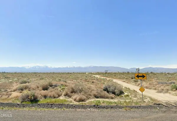 E Palmdale Boulevard, Sun Village, CA 93543