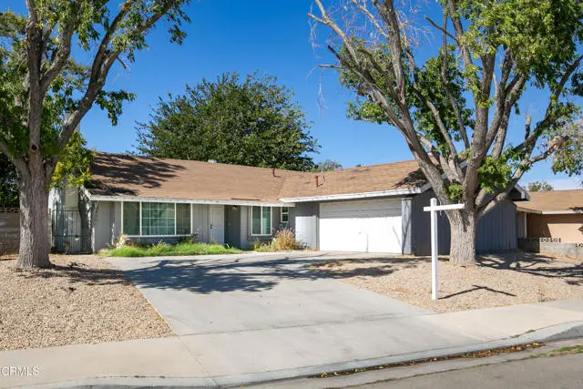 43063 Lemonwood Dr Drive, Lancaster, CA 93536 - Image #2