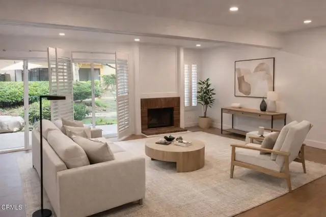 5720 Owensmouth Avenue #125, Woodland Hills, CA 91367 - Image #1