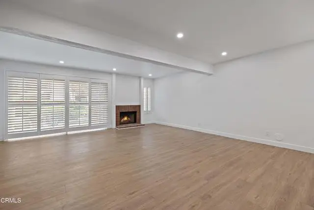 5720 Owensmouth Avenue #125, Woodland Hills, CA 91367 - Image #2