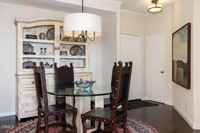 221 S Oak Knoll Avenue #306, Pasadena, CA 91101 - Image #3