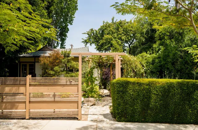 1364 N Harding Avenue, Pasadena, CA 91104 - #2