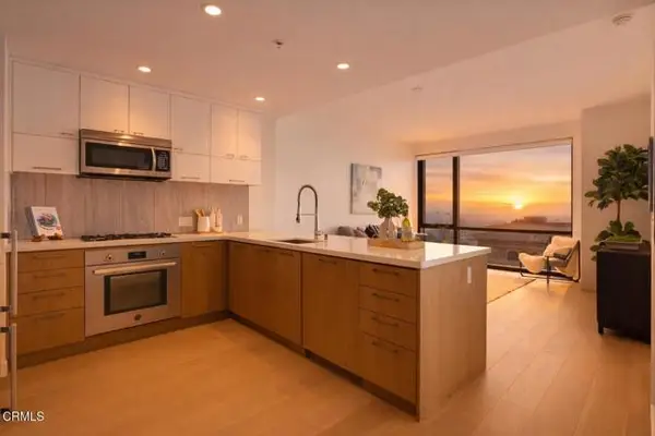 400 S Broadway #1801, Los Angeles, CA 90013