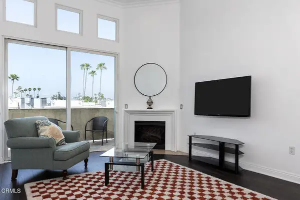 5703 Laurel Canyon Boulevard #306, Los Angeles, CA 91607