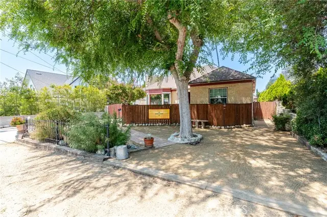 2707 Windsor Avenue, Pasadena, CA 91001 - Image #3