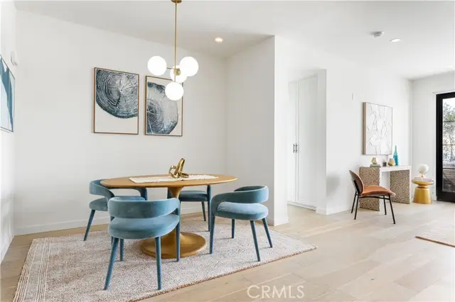 1333 S Orange Grove Avenue #211, Los Angeles, CA 90019 - #3