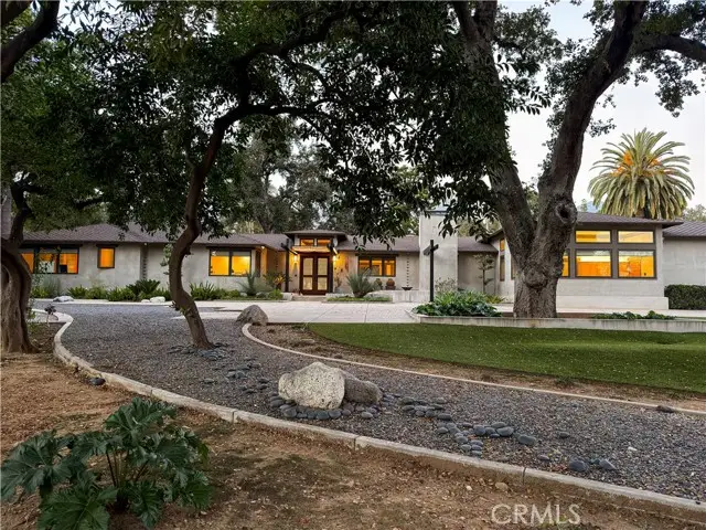 865 W Foothill, Arcadia, CA 91006 - #3