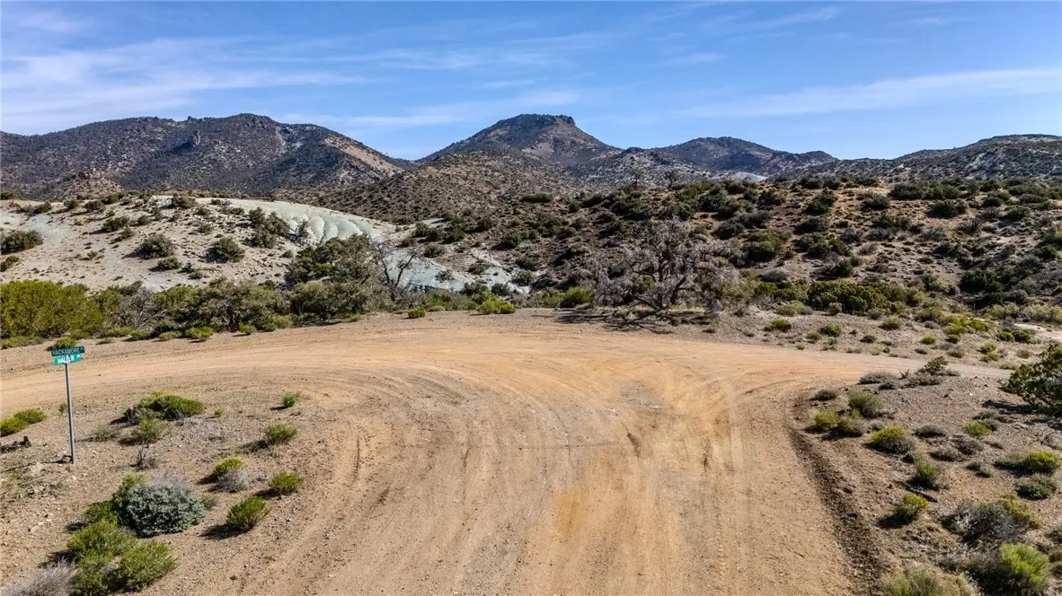 11101 Halter Drive, Tehachapi, CA 93561 - Image #1