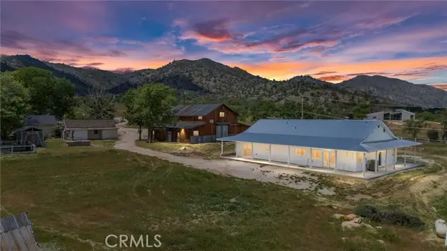 21192 Old Town Road, Tehachapi, CA 93561 - Image #2