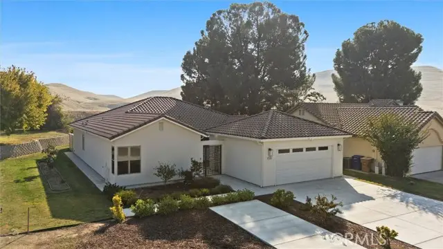 16120 Match Pointe Court, Bakersfield, CA 93306 - #1