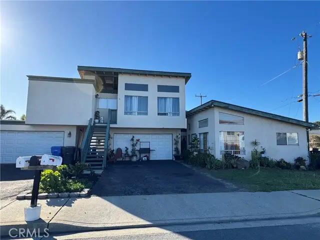 590 S 6th, Grover Beach, CA 93433 - #3