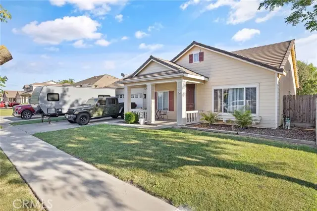 1963 W Merritt, Hanford, CA 93230 - #2