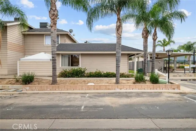 655 Walnut, Lake Elsinore, CA 92530 - #2