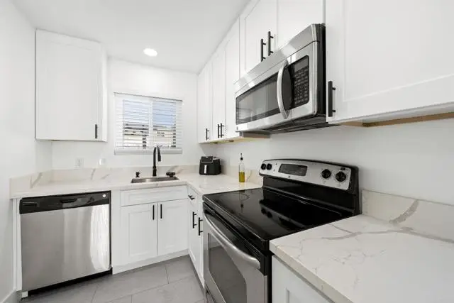 9210 Kenwood Drive #J, Spring Valley, CA 91977 - Image #2