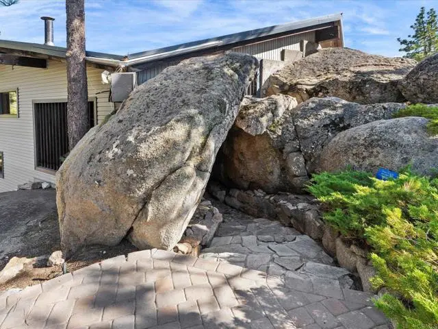 1082 Mountain Canary Drive, South Lake Tahoe, CA 96150 - #2