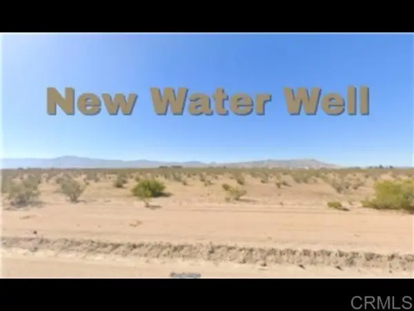 11947 Hamilton Rd, Apple Valley, CA 92308