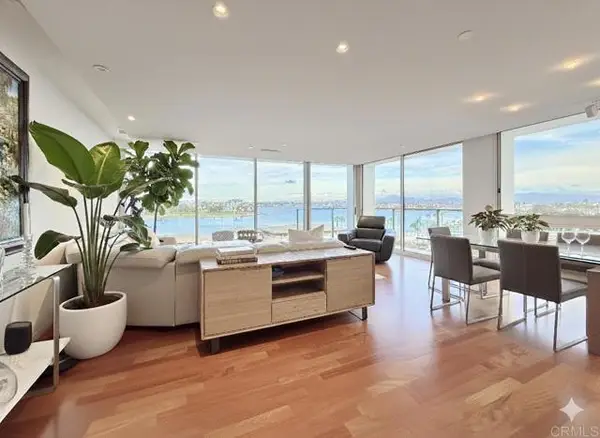 1810 Avenida Del Mundo #503, Coronado, CA 92118