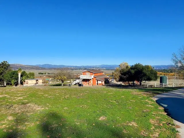 17910 Bluegrass Road, Ramona, CA 92065 - Image #2