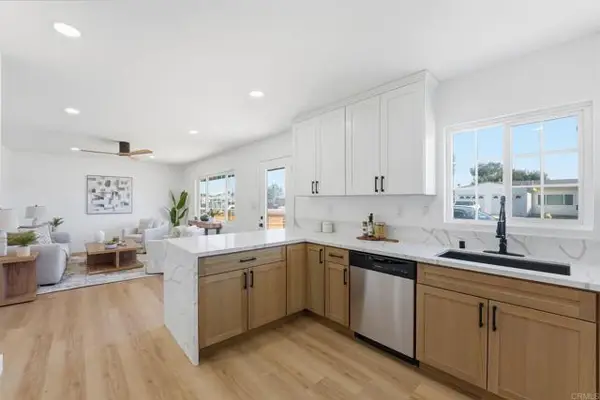 702 Oaklawn Avenue, Chula Vista, CA 91910