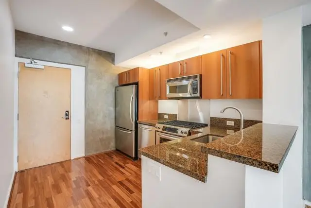 321 10th Avenue #1303, San Diego, CA 92101 - Image #2