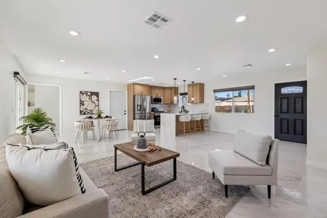 1573 E Madison Avenue, El Cajon, CA 92019 - Image #3