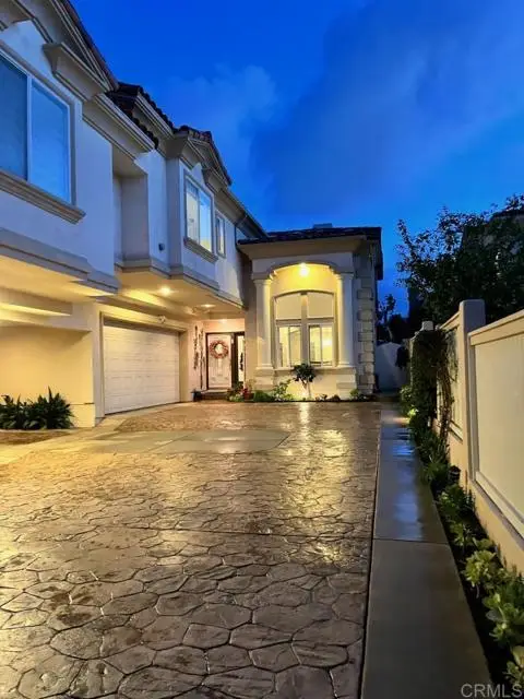 1818 Huntington Lane #B, Redondo Beach, CA 90278