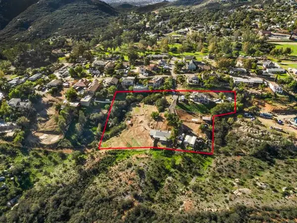 410 Woodland Lane, El Cajon, CA 92021