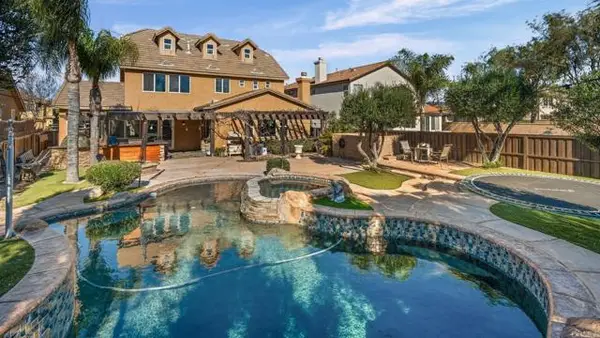 34025 Summit View Pl Place, Temecula, CA 92592