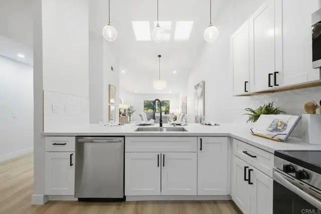 18023 Avenida Alozdra, San Diego, CA 92128 - #3