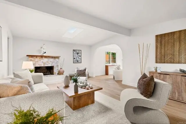 4927 Chateau Drive, San Diego, CA 92117 - #1