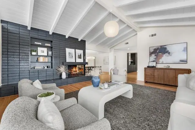 1501 Chatsworth Boulevard, San Diego, CA 92107 - #2