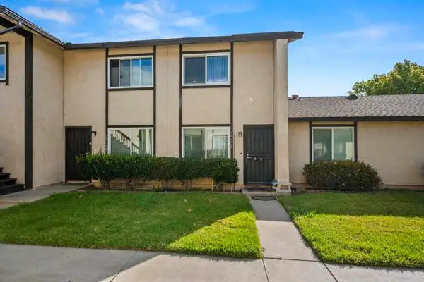 10158 Carefree Dr, Santee, CA 92071