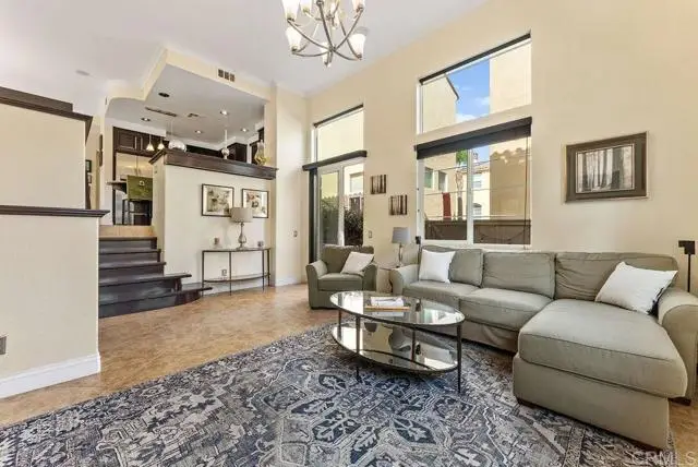 2712 Villas Way, San Diego, CA 92108 - #3