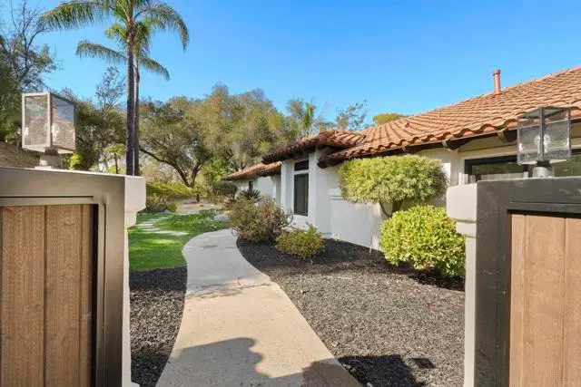 205 Tampico, Escondido, CA 92025 - #2