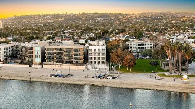 1251 Parker Pl. #2J, San Diego, CA 92109 - #2