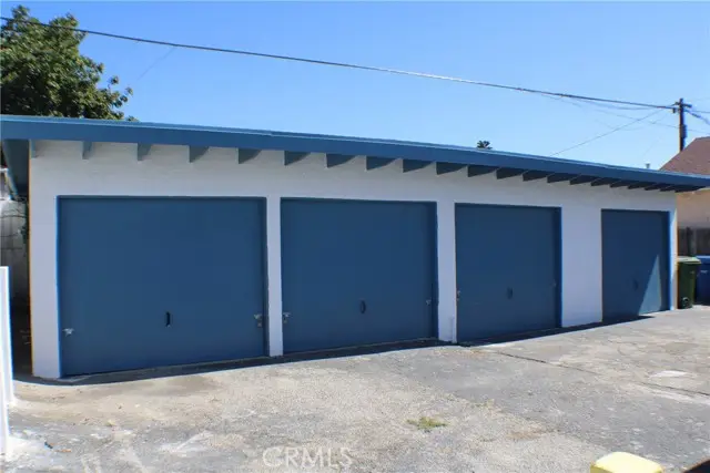 576 W 11th Street, San Pedro, CA 90731 - #2