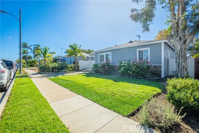 14751 Wadkins Avenue, Gardena, CA 90249 - Image #3