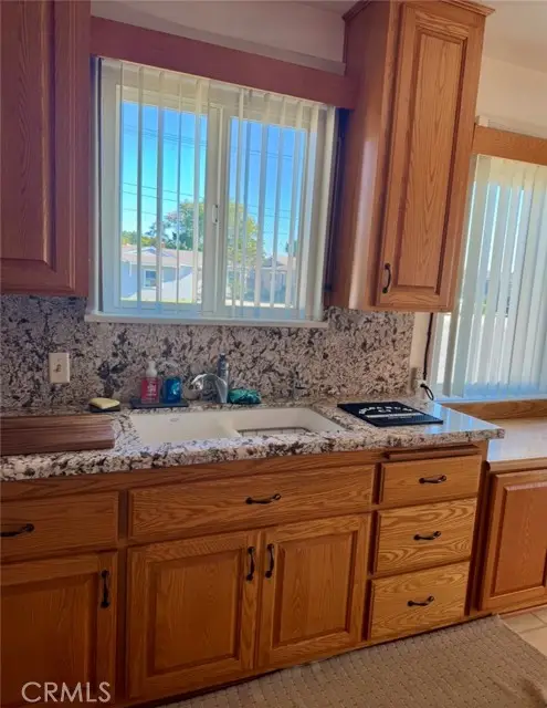 16917 S Catalina Avenue, Gardena, CA 90247 - Image #2