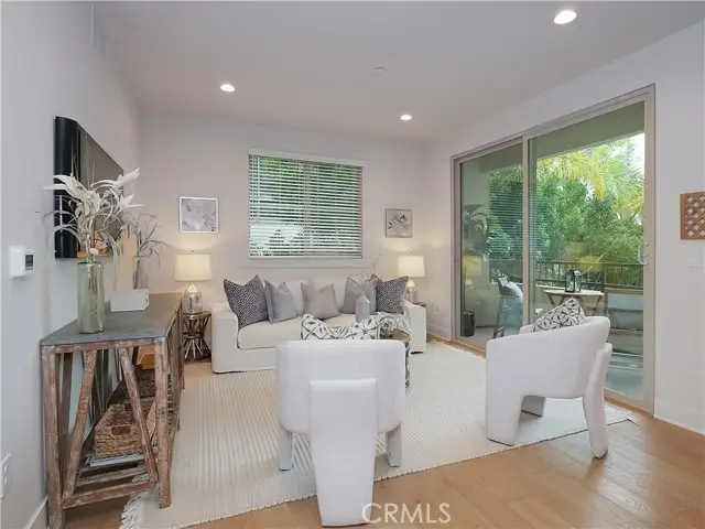 627 Deep Valley Drive #210, Rolling Hills Estates, CA 90274 - Image #3