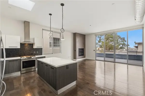 433 Pine #408, Long Beach, CA 90802