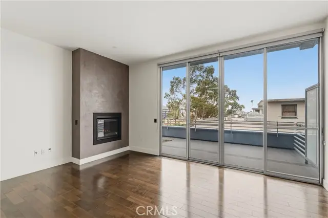 433 Pine #408, Long Beach, CA 90802 - #3